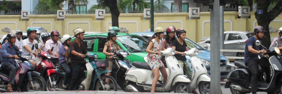 The Magical Choreography of Vietnamese Motorbikes, Cars, Pedestrians and Whatnot