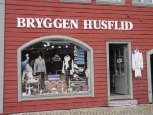 Bergen.05.ClothingShopWindow.